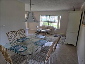 1120 SE Palm Beach Rd in Port St. Lucie, FL - Building Photo - Building Photo