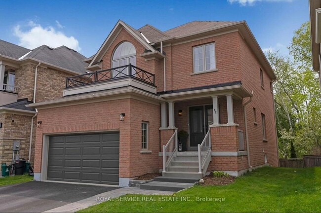 82 Harry Gay Dr in Courtice, ON - Building Photo - Building Photo