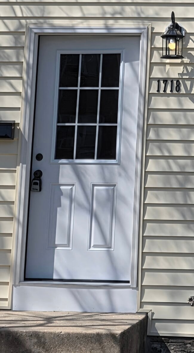 1718 Judy Way in Edgewood, MD - Foto de edificio - Building Photo