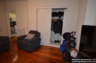43 Joy St, Unit 1 in Boston, MA - Building Photo - Building Photo