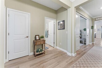 31493 Cannon Rush Dr in San Antonio, FL - Foto de edificio - Building Photo