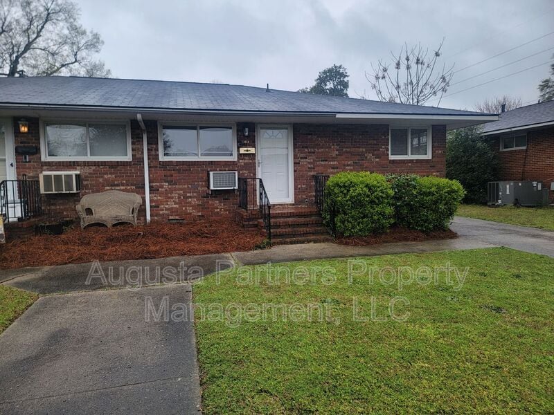 1515 Whitney St in Augusta, GA - Building Photo