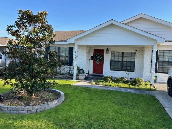 221 Hyta St in Houston, TX - Building Photo - Building Photo