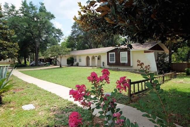 property at 1016 Pine Lake Dr