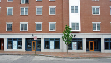 The Squamscott Block in Exeter, NH - Building Photo - Building Photo