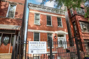 Harris Point Chicago in Chicago, IL - Building Photo