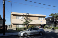 807 Edgewood St in Inglewood, CA - Foto de edificio - Building Photo