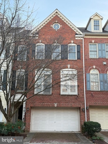 819 Oak Knoll Terrace in Rockville, MD - Building Photo - Building Photo