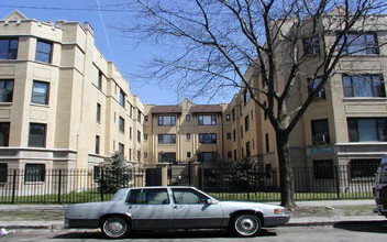 7537-7547 S Kingston Ave in Chicago, IL - Building Photo - Building Photo