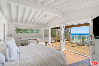 31372 Broad Beach Rd in Malibu, CA - Building Photo - Building Photo