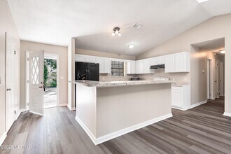 3920 Sans Pareil St in Jacksonville, FL - Building Photo - Building Photo