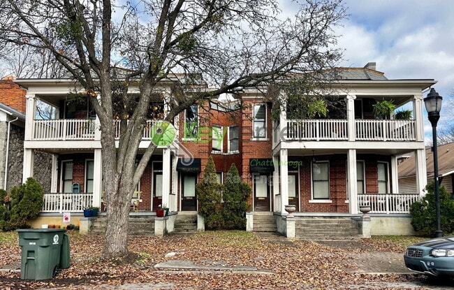 property at 1115 E 8th St