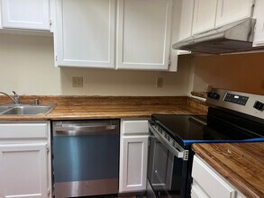 6960 Kilgore Dr in Las Vegas, NV - Foto de edificio - Building Photo