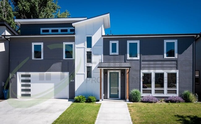 property at 1624 W Cyrus St