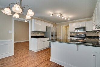 2152 Sylvan Lake Dr in Grovetown, GA - Building Photo - Building Photo