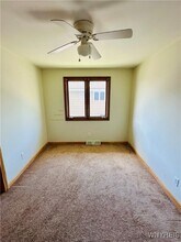 91 Ceil Dr in Cheektowaga, NY - Foto de edificio - Building Photo