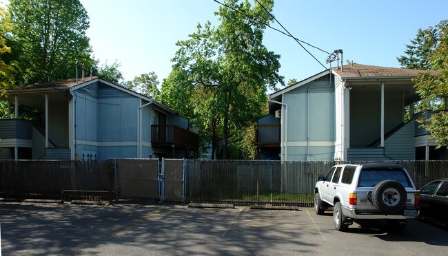 Devonshire Studios in Eugene, OR - Foto de edificio - Building Photo