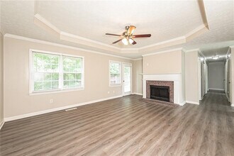 2320 Huntington Dr in Loganville, GA - Building Photo - Building Photo