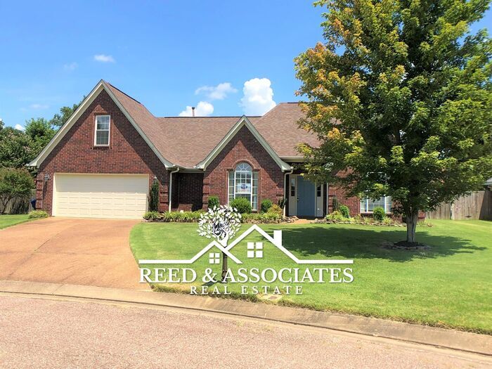 120 Oakland Woods Cove in Oakland, TN - Building Photo