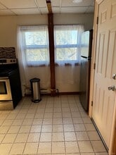 458 Ridgefield Ave in Bridgeport, CT - Building Photo - Building Photo