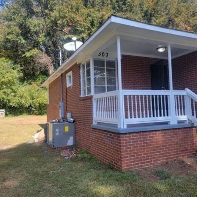 303 Butler St in Lagrange, GA - Building Photo - Building Photo