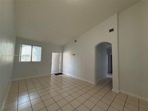 2731 SE 17th Ave in Homestead, FL - Building Photo - Building Photo