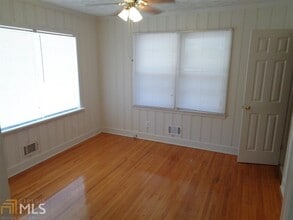 23 Wynn St in Newnan, GA - Building Photo - Building Photo