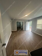 4002 Augusta Rd in Greenville, SC - Building Photo - Building Photo