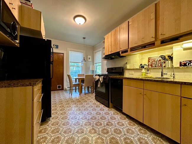 279 Chestnut Ave, Unit 279 Chestnut, #2, Boston