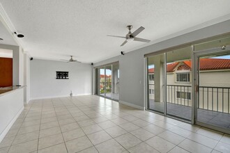 107 Half Moon A3 Cir in Hypoluxo, FL - Building Photo - Building Photo