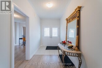 1044 Hardy Wy in Innisfil, ON - Building Photo - Building Photo