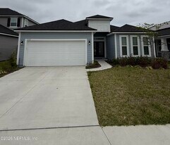 2105 Featheredge Wy in Middleburg, FL - Building Photo