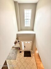 910 Abby Rd in Middletown, NJ - Building Photo - Building Photo