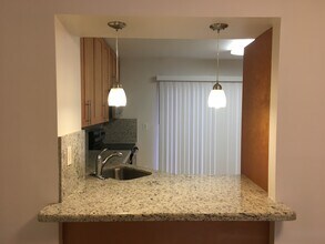 7799 SW 102nd Ln in Miami, FL - Building Photo - Building Photo