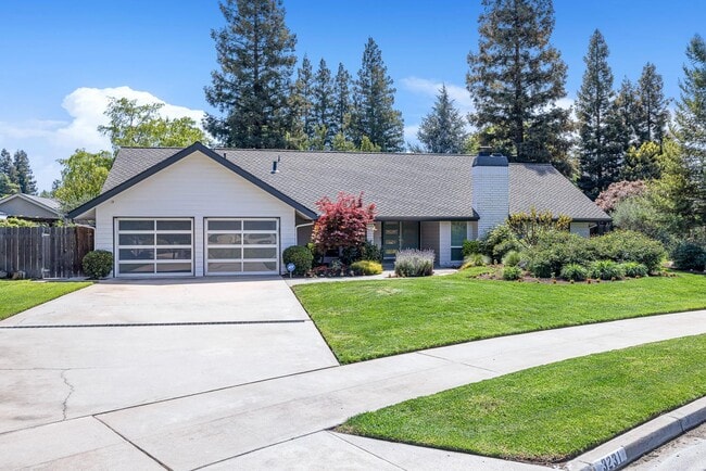 property at 3231 W Chennault Ave