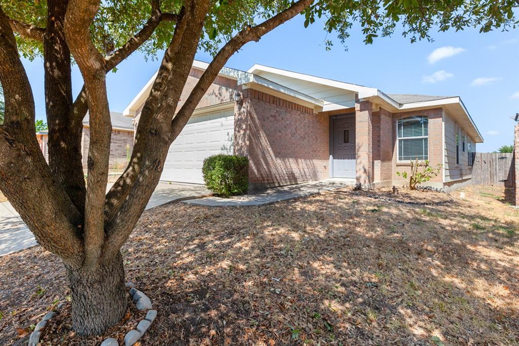 7400 Cayenne Ln in Austin, TX - Building Photo
