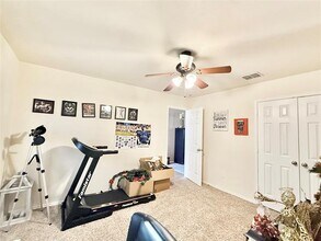 4533 Martingale View Ln in Fort Worth, TX - Building Photo - Building Photo