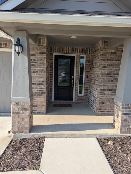 124 Magdalene Way in Liberty Hill, TX - Building Photo - Building Photo