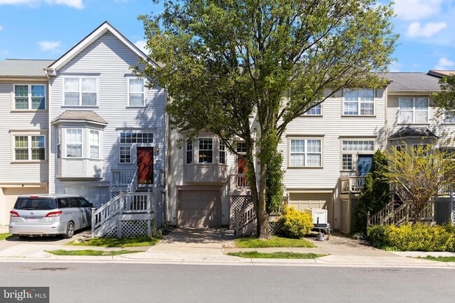 property at 104 Frazer Dr