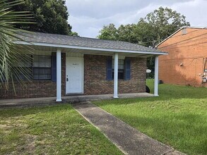 1030 Sable Dr in Pensacola, FL - Building Photo - Building Photo