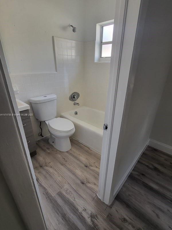 1512 NE 109th St-Unit -1512 in Miami, FL - Building Photo - Building Photo