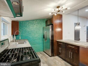 1520 E Susquehanna Ave in Philadelphia, PA - Building Photo - Building Photo