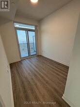 8 Interchange Wy in Vaughan, ON - Building Photo - Building Photo