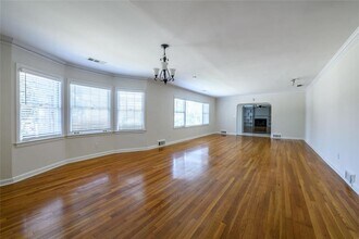 1205 Spring Valley Ln NE in Atlanta, GA - Building Photo - Building Photo