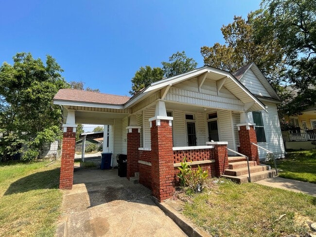 505 E Main St in Denison, TX - Building Photo - Building Photo
