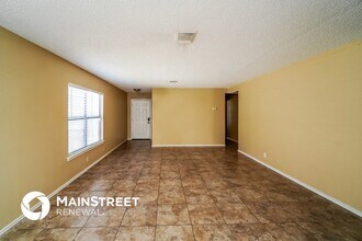 2423 Buffalo Pass Dr in San Antonio, TX - Building Photo - Building Photo
