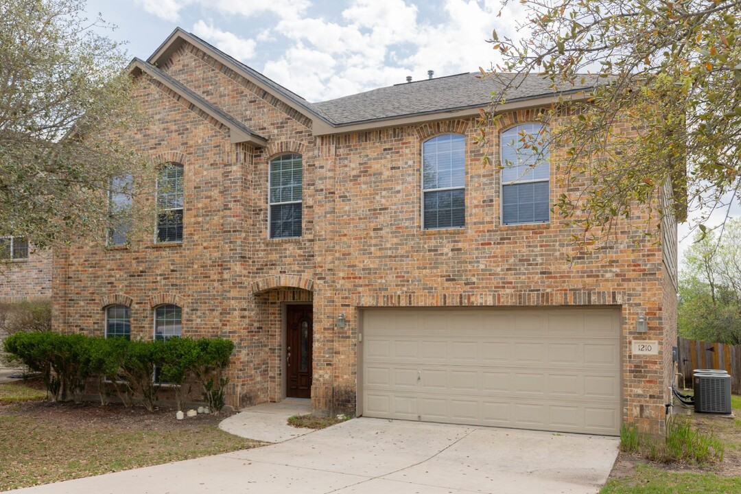 1210 Stetson Green in San Antonio, TX - Foto de edificio