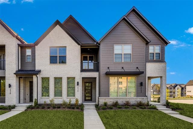 property at 2530 Campden Mews