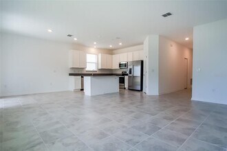 786 Citrus Reserve Blvd in Davenport, FL - Building Photo - Building Photo