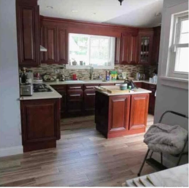 1350 Brooklawn Ave in Bridgeport, CT - Building Photo - Building Photo